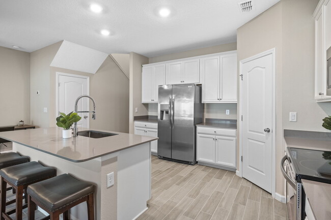stanless steel appliances - 1685 Pottsburg Point Dr
