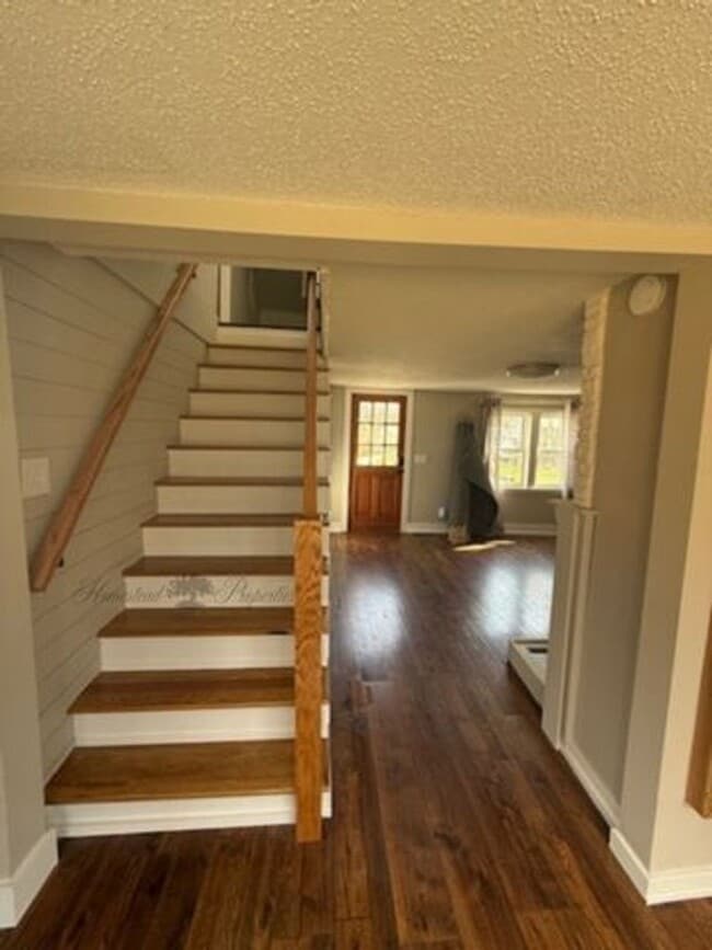 Building Photo - Home on Blakemore Circle