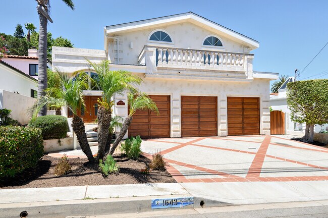 Foto del edificio - 1643 2nd St