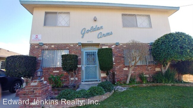 Building Photo - 4442 W 133rd St