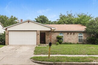 Building Photo - 6929 Fallbrook Ct