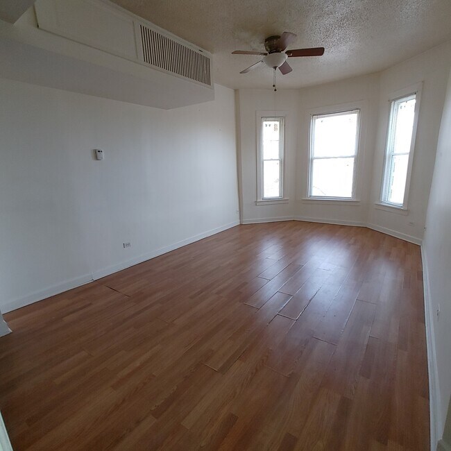 Foto del edificio - 209 E 42nd St