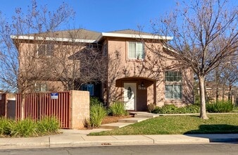 Building Photo - 1262 Mighty Oak Ln