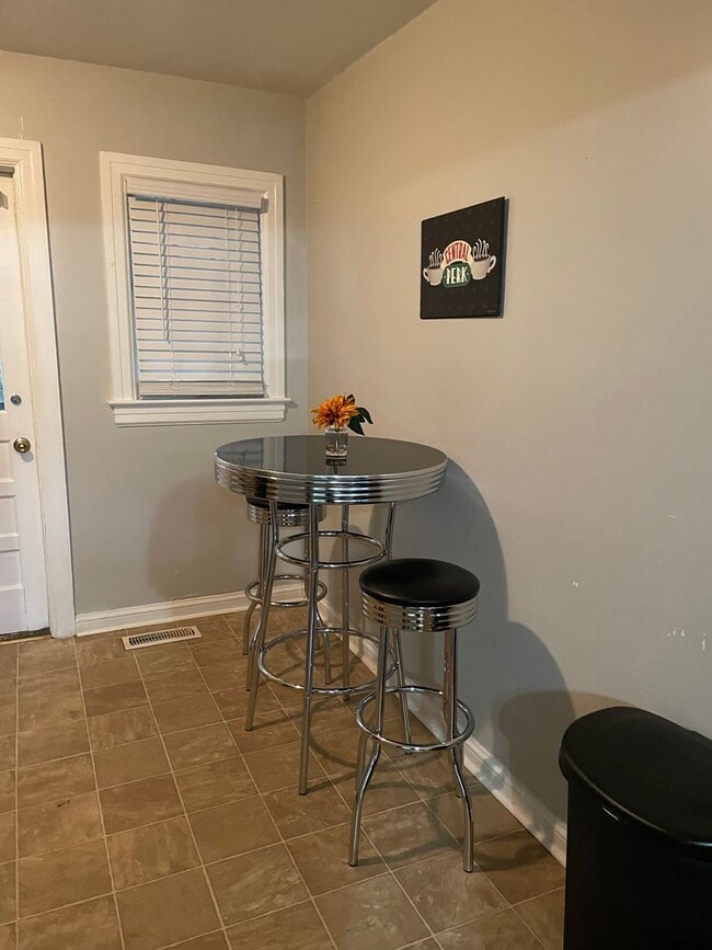 Photo - Charming 2 bedroom Duplex Townhome