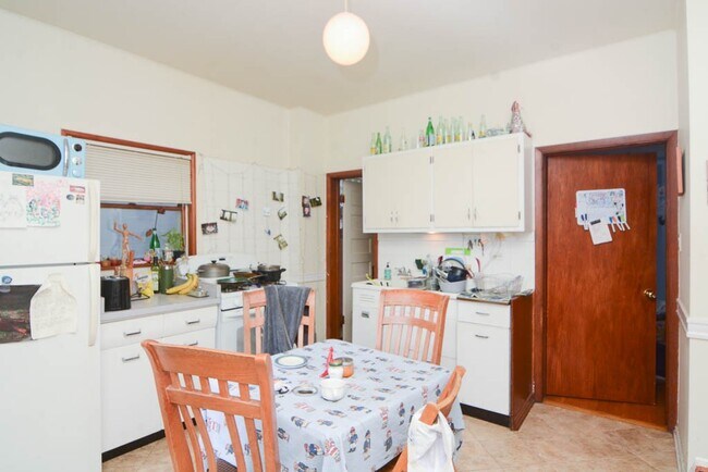 Foto del edificio - 2823 W Shakespeare Ave
