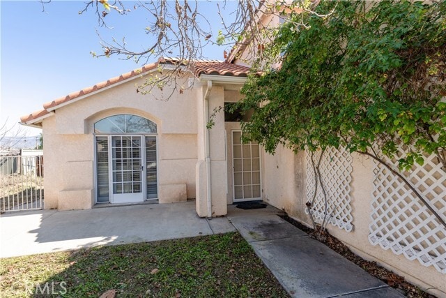 Building Photo - 42966 Avenida Gato