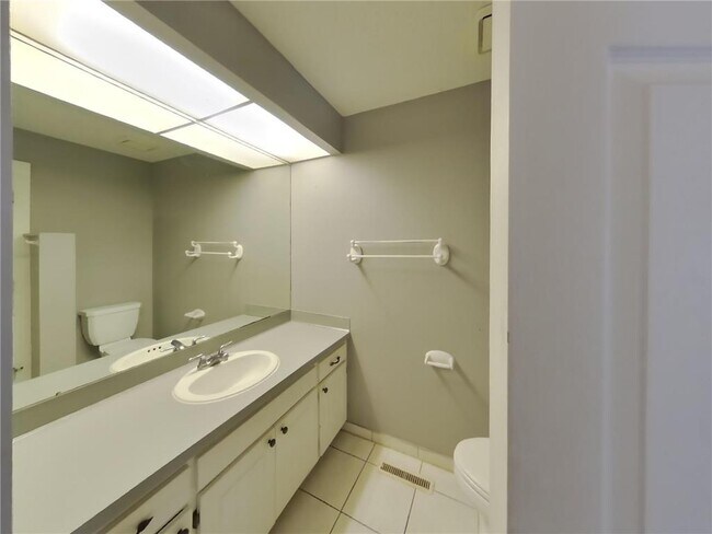 Foto del edificio - 8641 Emerson Ave N