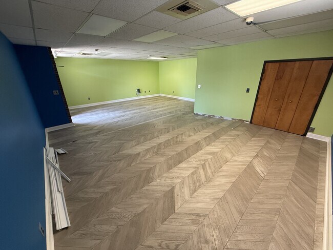 Building Photo - 312 Spaulding Rd