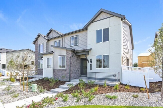 Building Photo - 1262 S Algonquian St