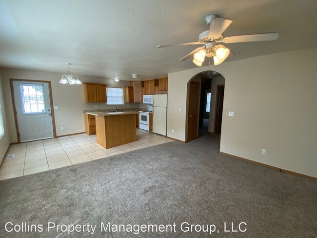 Foto del edificio - 2 br, 2 bath House - 1454 N Fulbright Ave