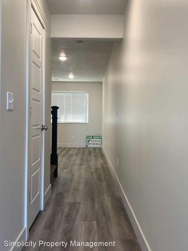 Foto del edificio - 3 br, 2.5 bath House - 3447 West 3950 South