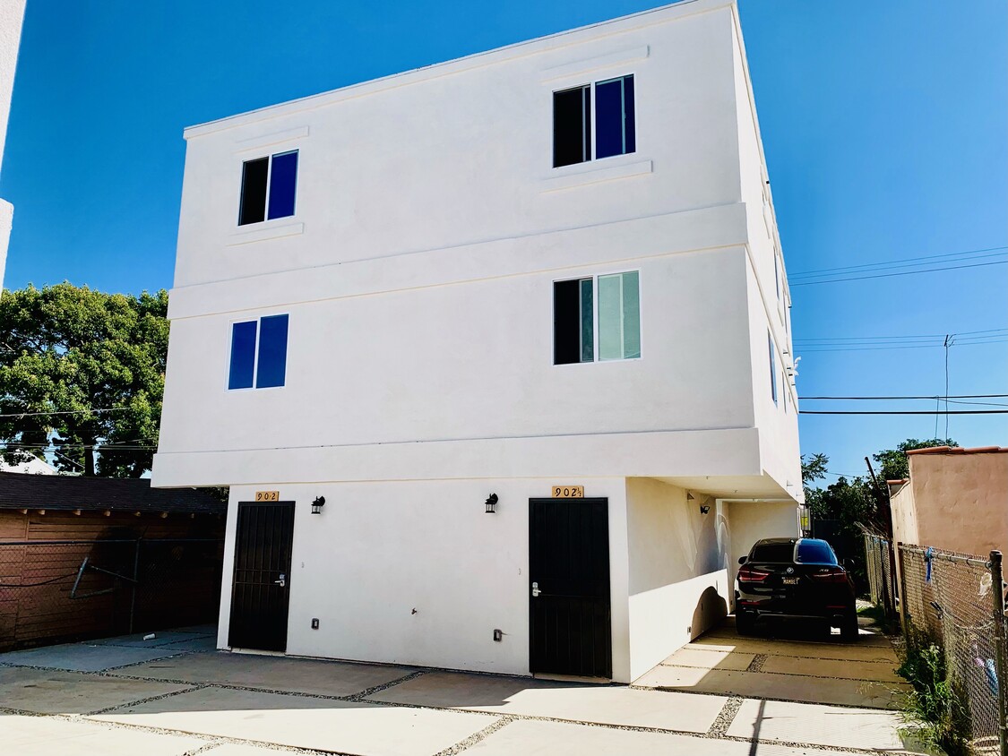 262 Townhouses for Rent in Los Angeles, CA | Westside Rentals