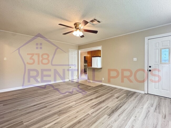 Building Photo - 3 Bed, 1 Bath Home in Ruston
