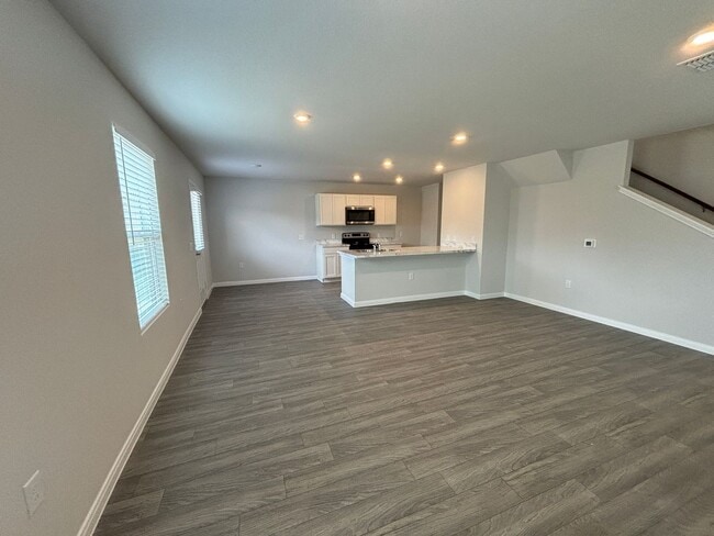 Building Photo - 2242 Dry Moss Way