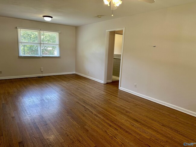 Building Photo - 213 Wingate Ave SW