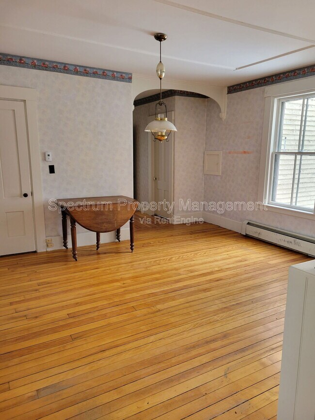 Foto del edificio - 60 Old Waterville Rd
