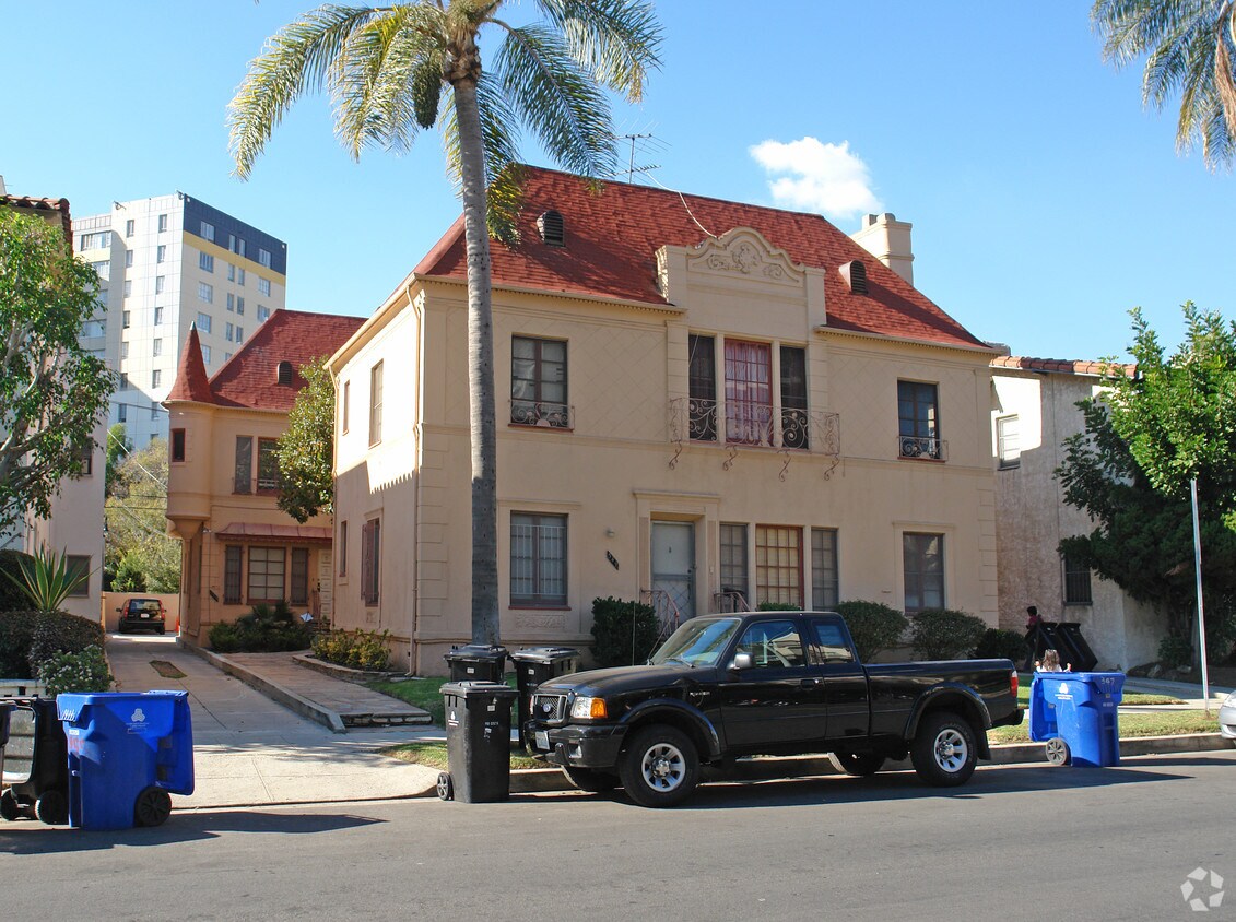 Building Photo - 347 S Cochran Ave