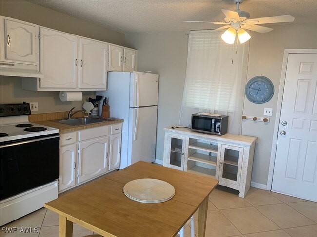 Building Photo - 5500 Bonita Beach Rd SW