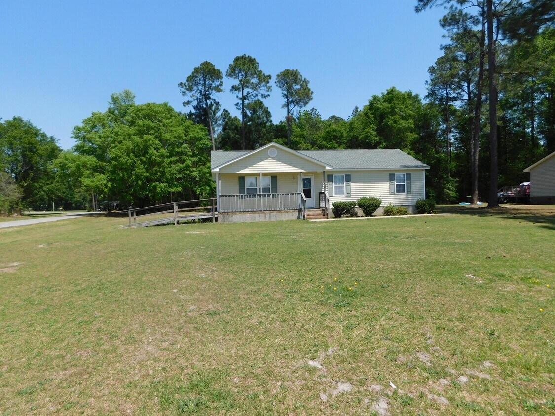 275 Outlaw Rd, Brogden, NC 28333 House Rental in Brogden, NC