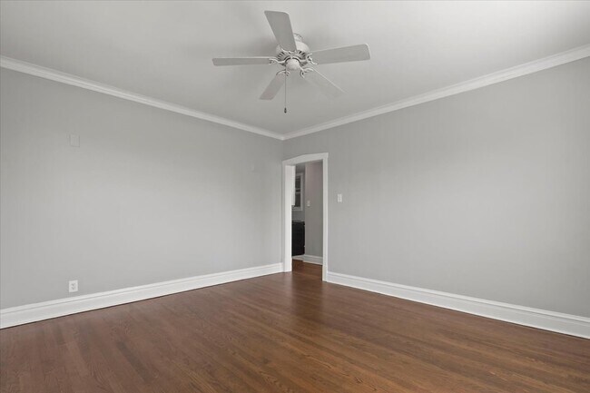 Foto del edificio - 2514 W Belle Plaine Ave