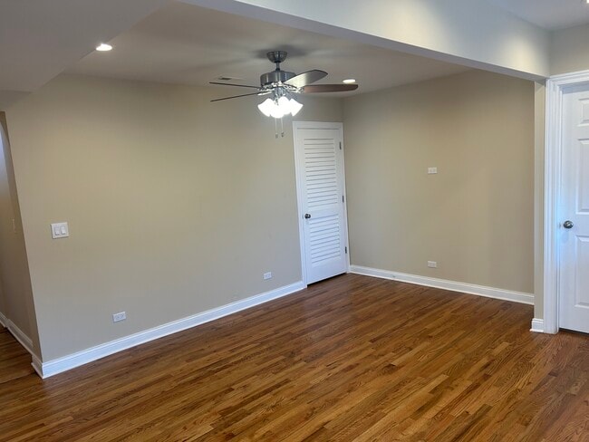 Building Photo - 3115 50th Ct