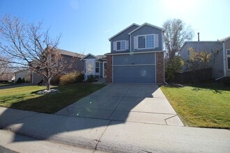 Building Photo - 9394 Cove Creek Dr