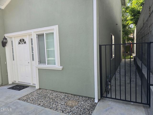Foto del edificio - 4117 Briggs Ave