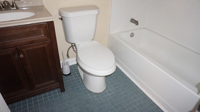 Foto del edificio - 6309 Lynette Cir