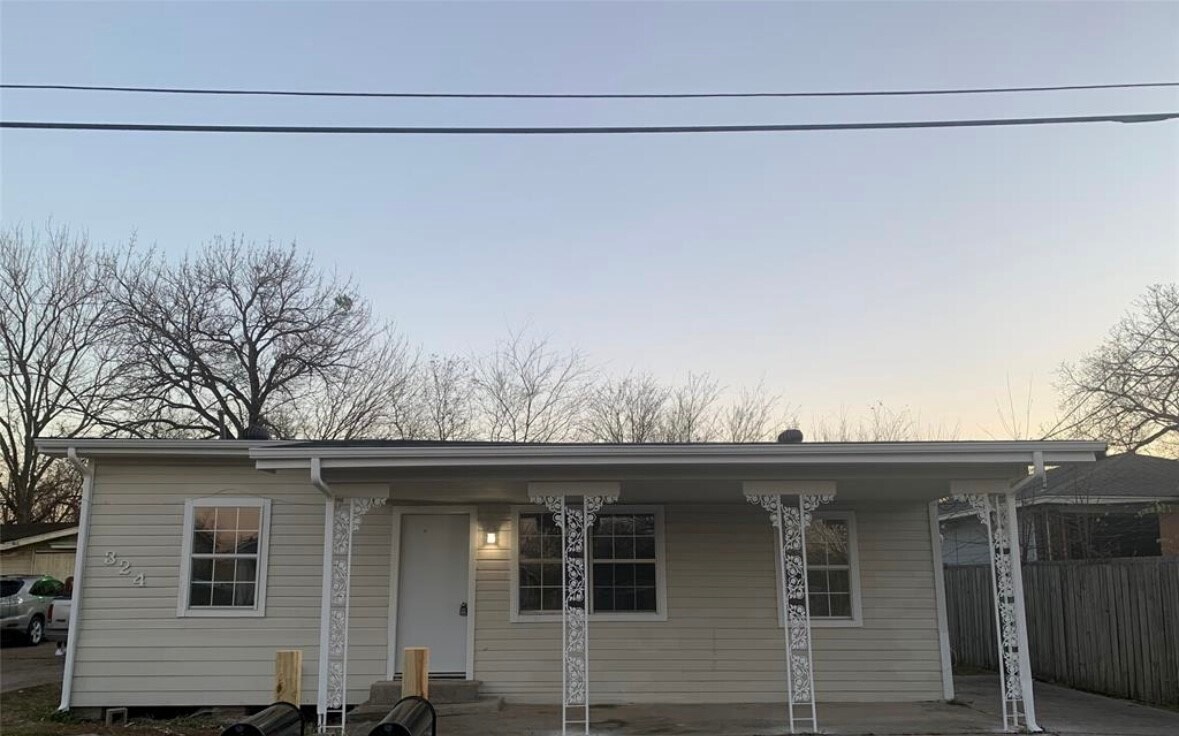 Foto principal - 324 Delaware St
