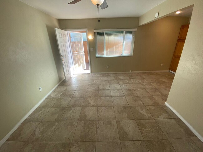 Foto del edificio - kl303r