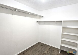 Building Photo - 1648 Dogwood Ln Building Photo - 1648 Dogwood Ln