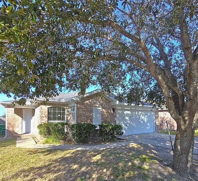 Foto del edificio - 5203 Panay Park Dr