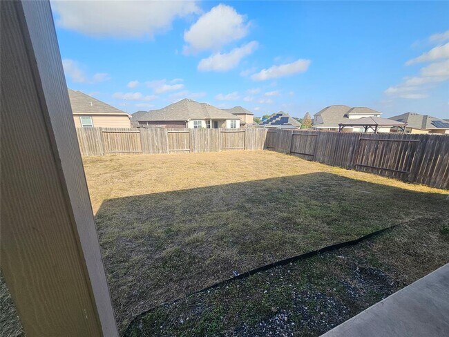 Foto del edificio - 19800 W.T. Gallaway St