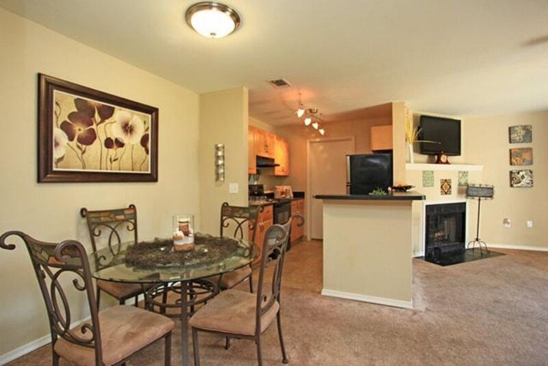 Primary Photo - 1500 Sharen Dr