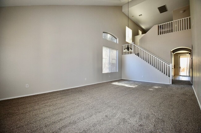 Building Photo - Gorgeous South Gilbert Home for Rent!