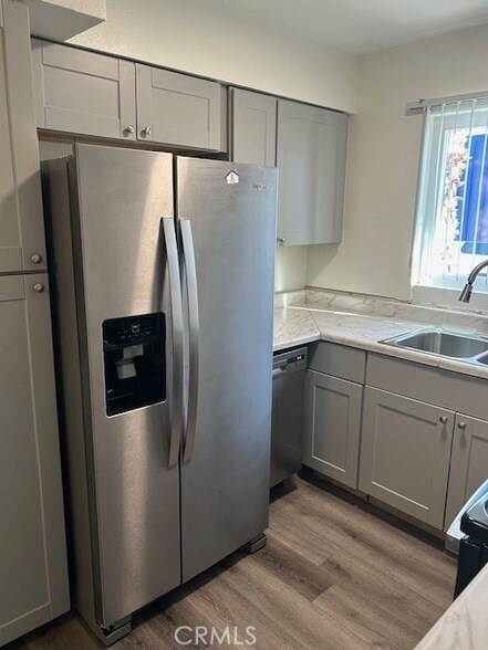 Foto del edificio - 51099 Eisenhower Dr