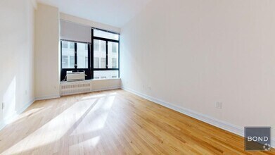 Building Photo - 1 Astor Pl
