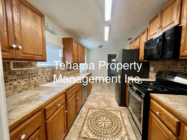 Foto del edificio - 2 Bedroom 2 Bath home in the Antelope Area
