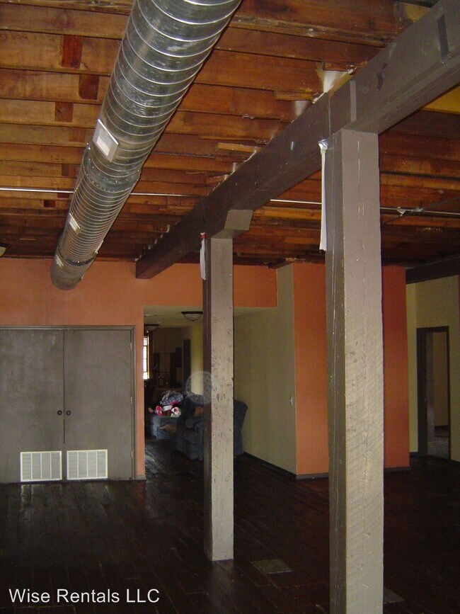 Foto del edificio - 5 br, 3 bath House - 1303 W College