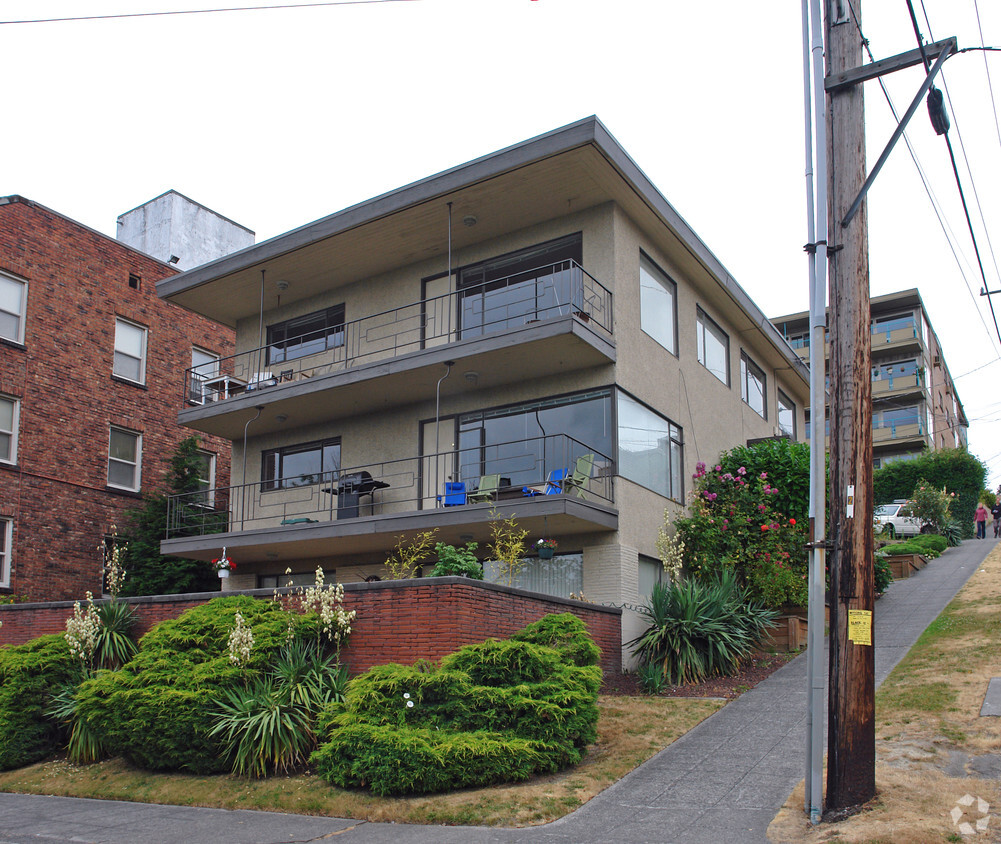 Foto principal - 801 1st Ave N
