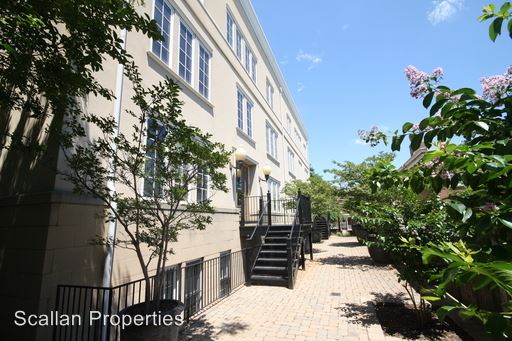 Primary Photo - 525 G St SE