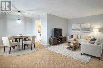 Building Photo - 37 Peel St