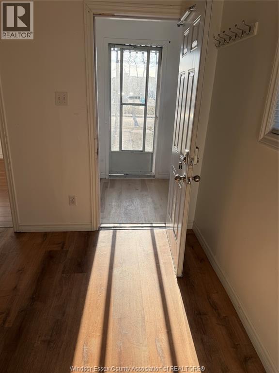 Photo du bâtiment - 850 Windsor Ave