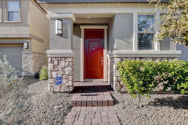 Building Photo - Beautiful 4 Bed/3 Bath Home in Summerlin!