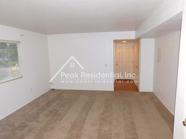 Building Photo - Fig130