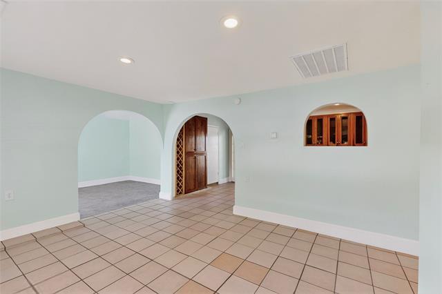 Building Photo - 409 Dewitt St