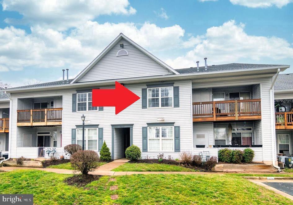 Foto principal - 9213 Azure Ct