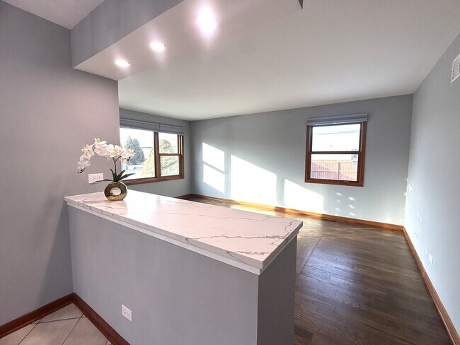 Foto del edificio - 267 N Idlewild Ave