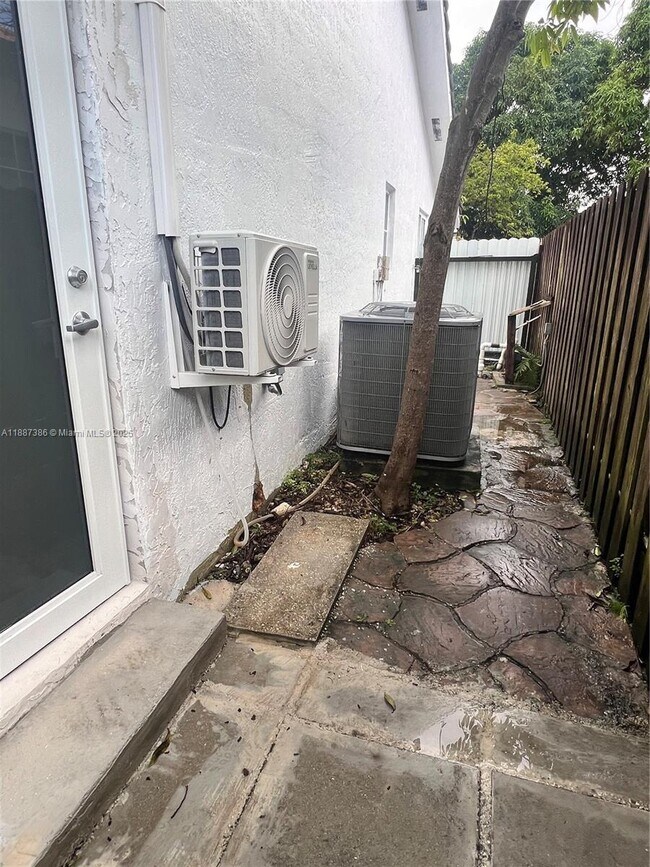 Foto del edificio - 14763 SW 173rd Terrace
