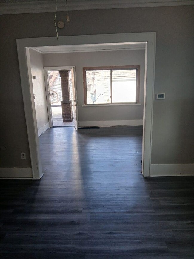 Building Photo - 21-23 Randolph St